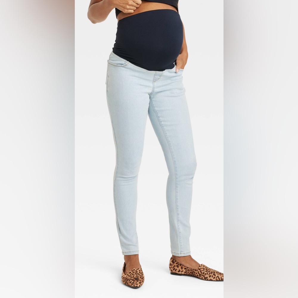 Isabel Maternity by Ingrid & Isabel Light Wash Skinny Jeans